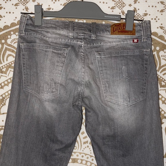 ✨HP✨ "LUCKY BRAND” LADIES GREY SKINNY JEANS WITH POCKETS, LADIES SIZE 4 (27”) - Picture 4 of 7